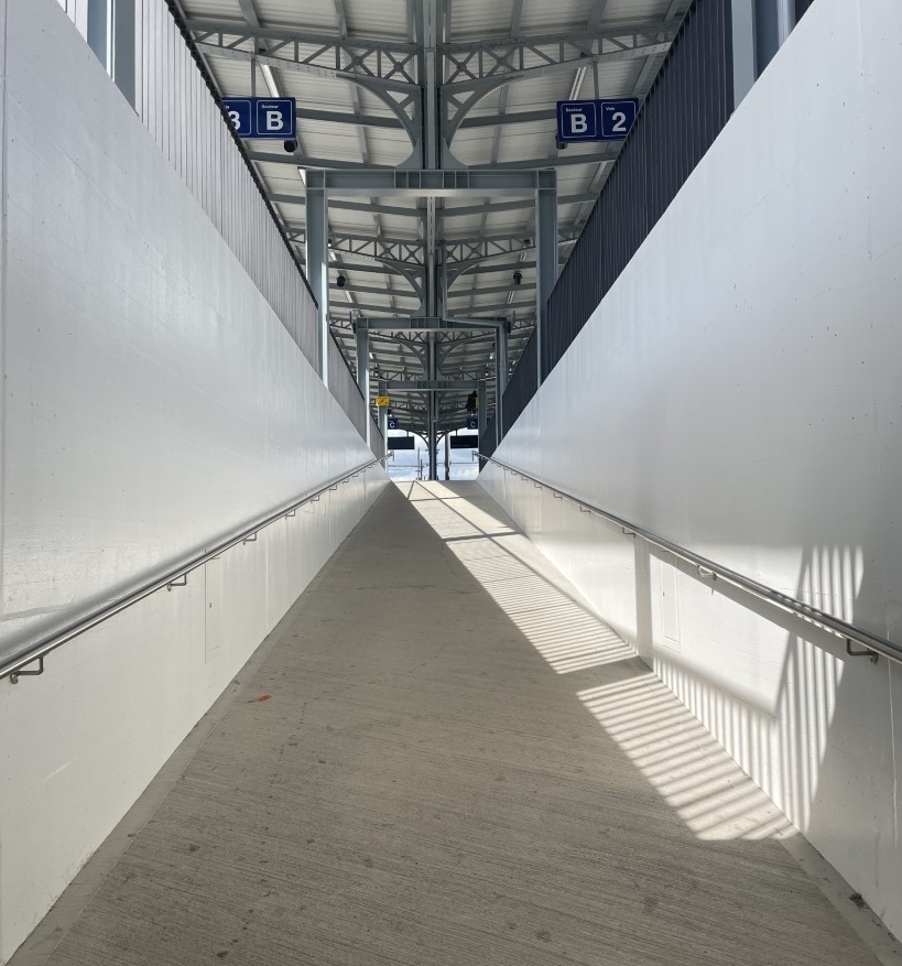 Nouvelles marquises Gare Sonceboz-Sombeval